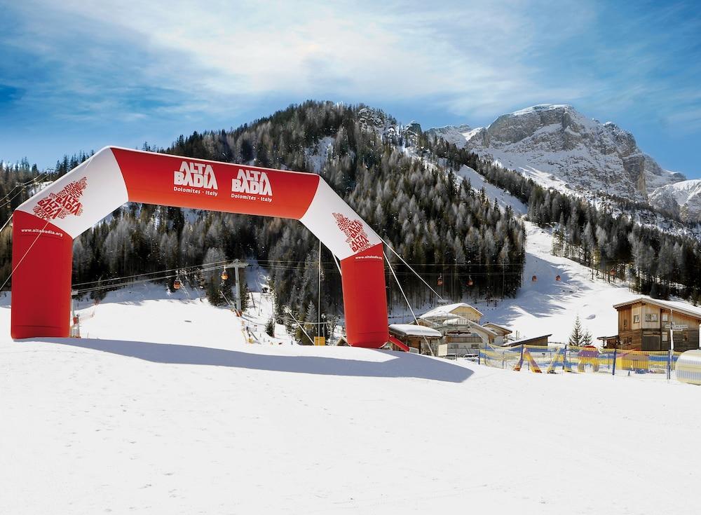 Th Corvara - Greif Hotel Exterior foto